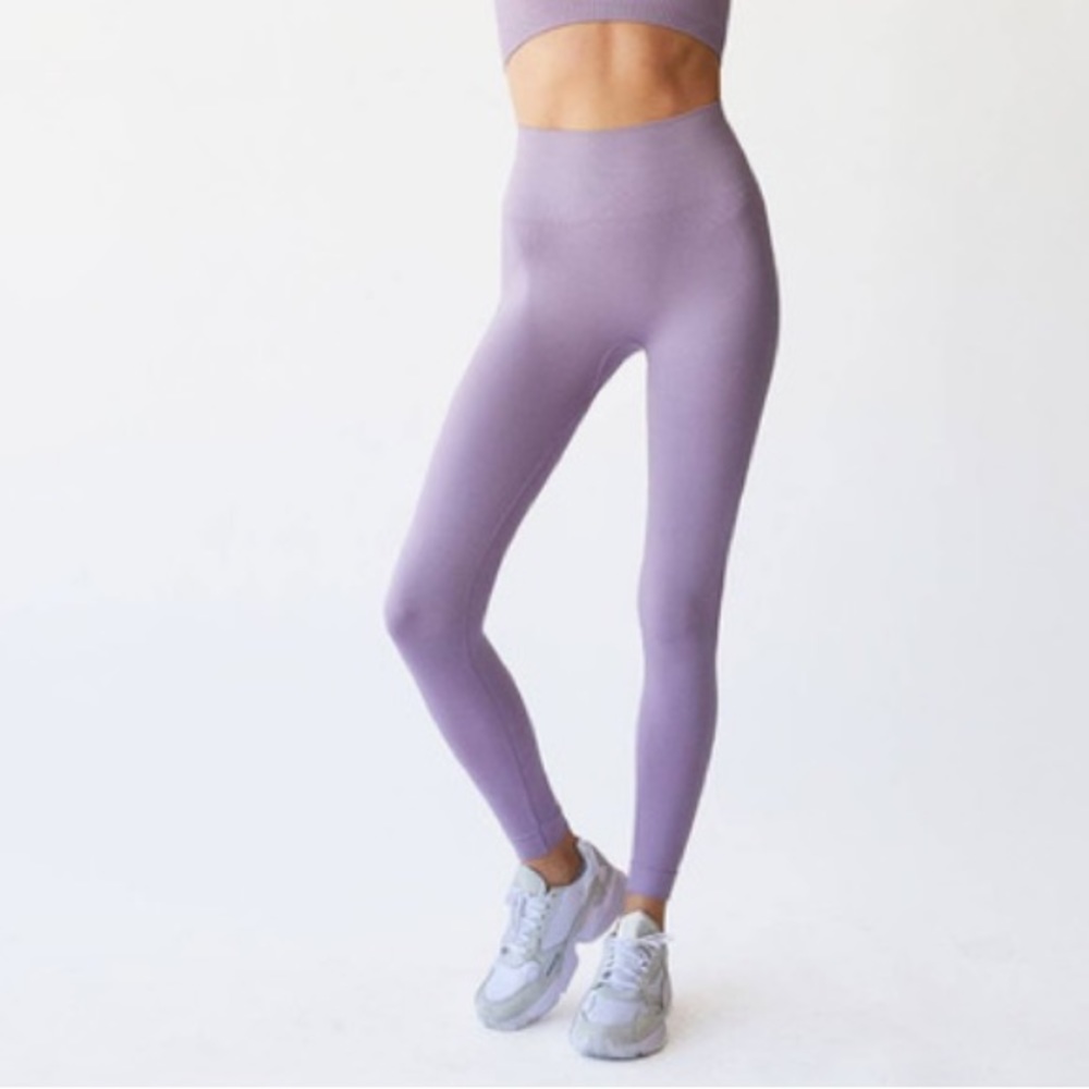 Set Active: Purple One Shoulder Legging Set